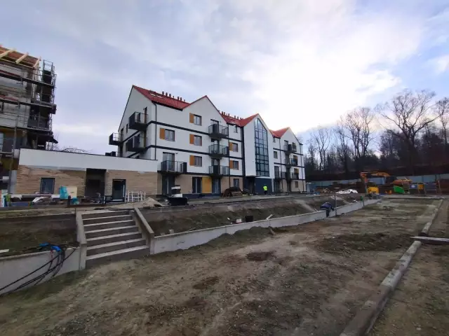 MONTANO grudzień 2025 b